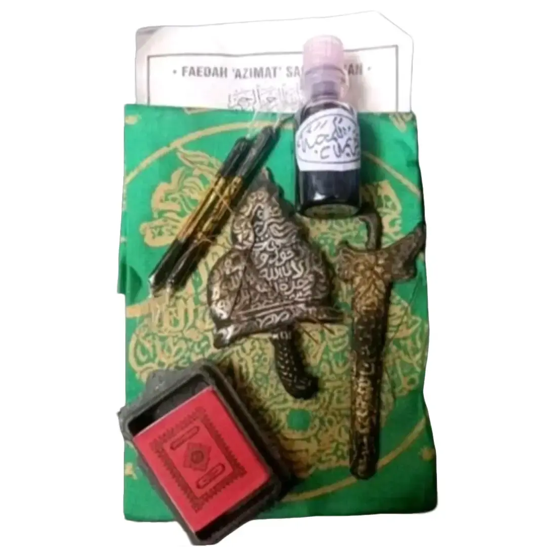paket kain saputangan plus minyak macan kumbang