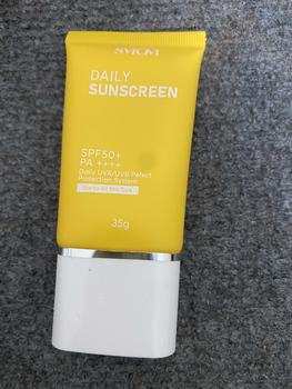 Product Review of Kem Chống Nắng Phổ Rộng Nâng Tông Smom SPF 50+/PA++++ - Nâng Tông Dưỡng Da - Hỗ Trợ Ngăn Ngừa Nám, Tàn Nhang Và Tình Trạng Lão Hóa Sớm from H**n 0