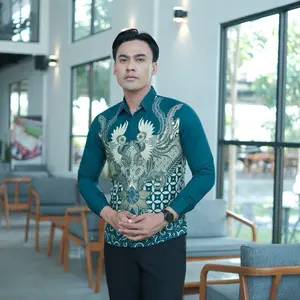 NISKALA HIJAU EMERLAD Kemeja batik pria lengan panjang furing full katun slimfit halus lembut Hijau emerald anak muda Kain Tebal Mewah