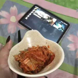 Kimchi Sawi ukuran 1.000 gr Food Makanan kimchi korea halal