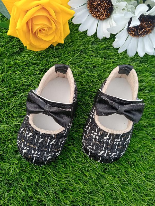 SEPATU PREWALKER BABY PREMPUAN MOTIF PITA GARIS UNTUK USIA 0-12 BULAN 2