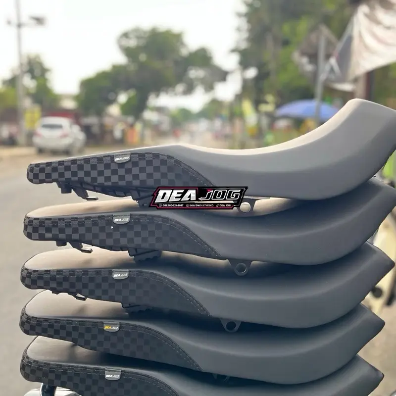 JOK MEGAPRO PRIMUS MOTIF CATUR DAN POLOS, KULIT MBTECH CARERA