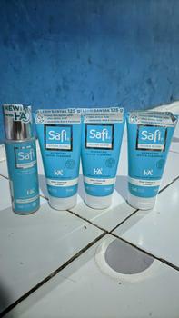 Product Review of [Shireen's Choice] Hydra Glow Triple Pack - Safi Hydra Glow Hydrating Water Cleanser 125gr from B**u 0