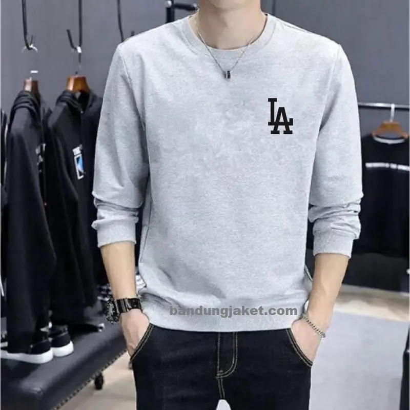 LA SWEATER CRAWNECK || SWEWTER BASIC || SIZE M - L - XL 1