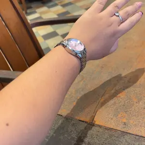 (002 Harga Telah Diganti, Cepat Beli) Jam Tangan Wanita Modis Alloy Ringan Tahan Air dengan Kalender Gaya Fashion, Bisnis, Santai - POSHI Watches PS992