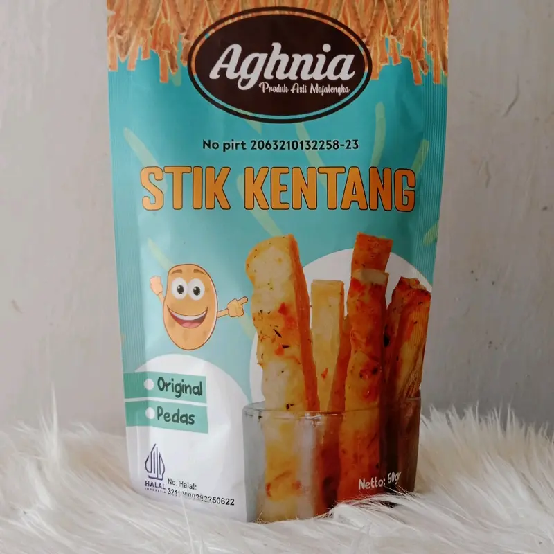 Stik kentang keju Aghnia proses di oven enak dan gurih 0