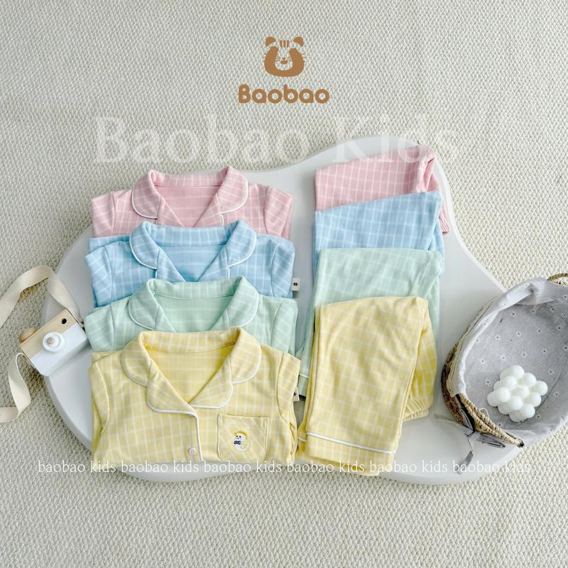 BAOBAO- HÀNG SẴN BỘ PIZAMA KẺ TÚI NGỰC THÊU HOẠ TIẾT XINH XẮN DỄ MẶC CHO BÉ GÁI - MZ2092