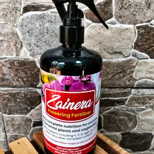 3 botol Zainera Merah untuk Pembungaan