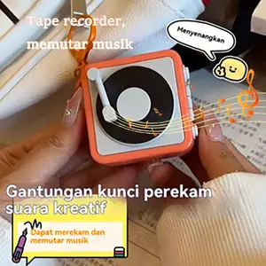 Mainan tape recorder yang dapat memutar musik dan merekam suara