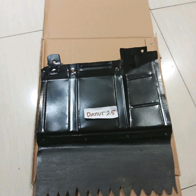 Dudukan Karpet Lumpur Depan PS100 PS120 Lama Plat 1Set Kiri Kanan 4