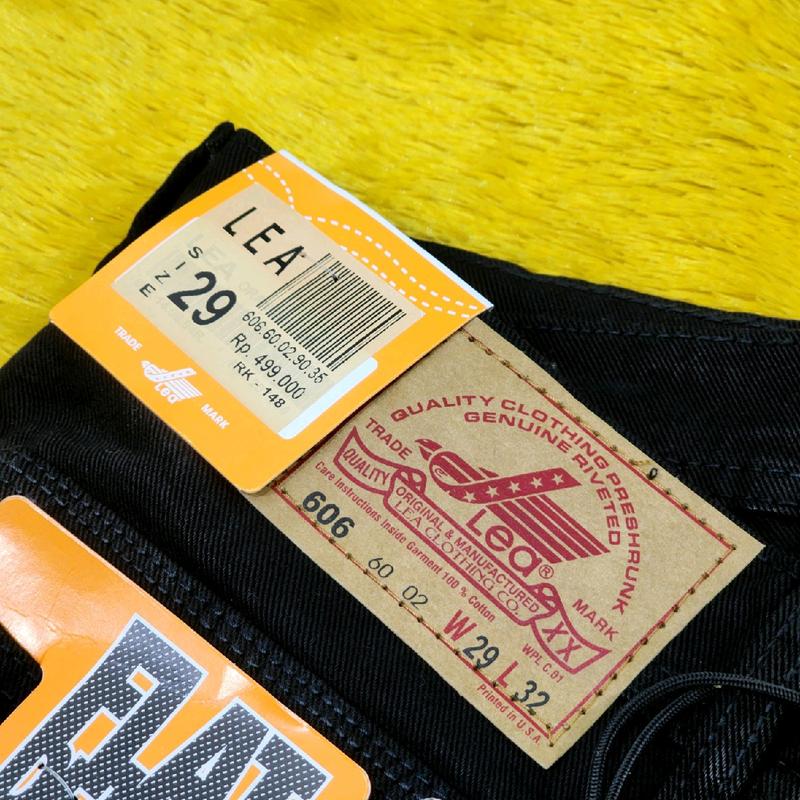 celana panjang hitam pekat // jeans hitam pekat standar reguler Nyaman Pria 2