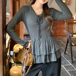 Women's V-Neck Single-Buckle Long-Sleeve Cardigan, Design, New Early Autumn Fashion, Two-Layer Ruffle Detailing 3471 Shirts Top Womenswear Longsleeve Fitted Basic Casual