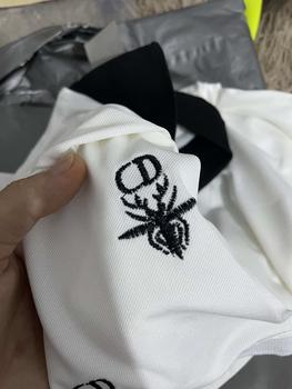 Product Review of Áo polo nam nữ cổ bẻ logo ong cotton cá sấu thêu nổi logo ong 40.95 kg basic boy phố Menswear Kem Shirt Ngắn Tay from C** V** M**c 3