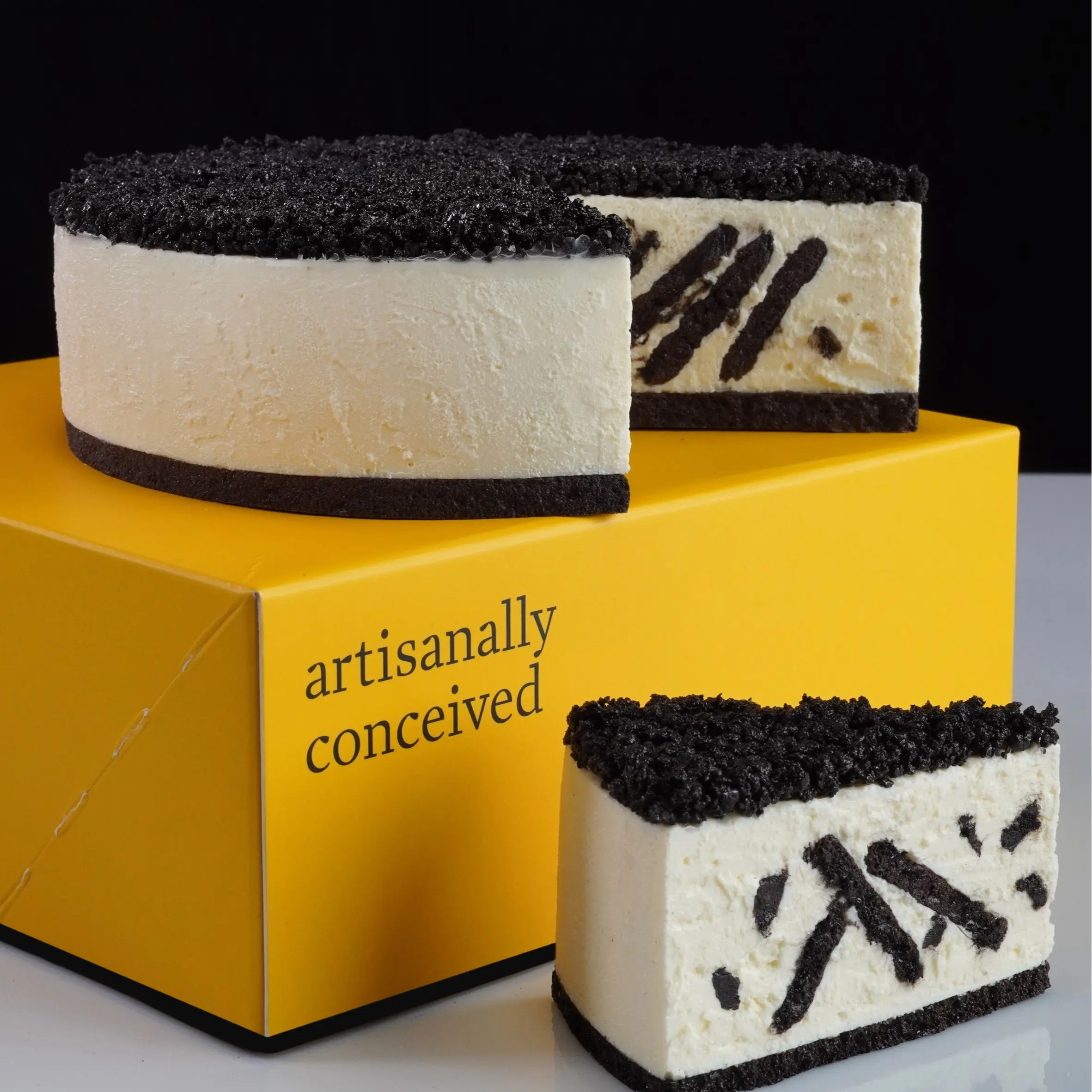 [Cat & the Fiddle] Oreo Cookies & Cream Cheesecake Halal