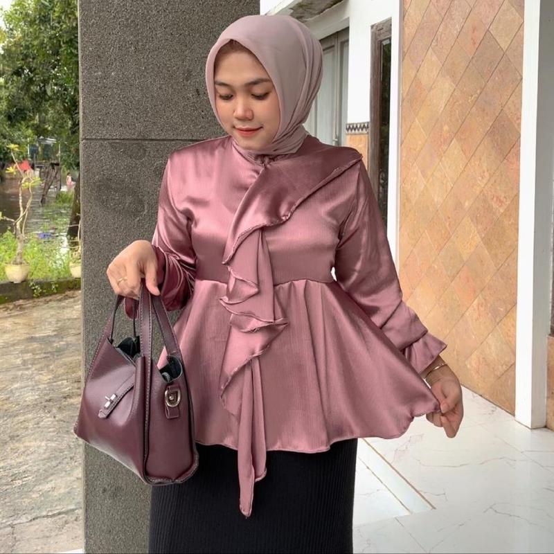 MARSYA TOP BAJU ATASAN WANITA BAHAN SHIMMER MODEL TRENDY DENGAN KARET TANGAN DAN RISLETING DADA 6