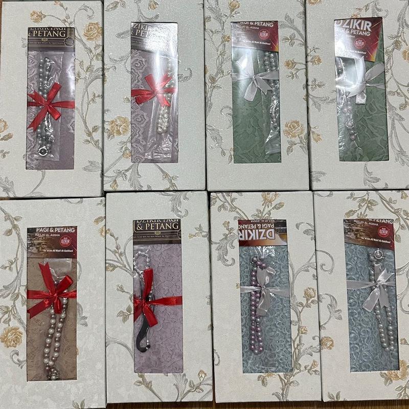 MUKENA BOX PREMIUM RONA ARMANISILK FREE TASBIH DAN BUKU DZIKIR COCOK UNTUK HAMPERS Lembut Muslim Nyaman Pouch Renda Dewasa Sajadah 7