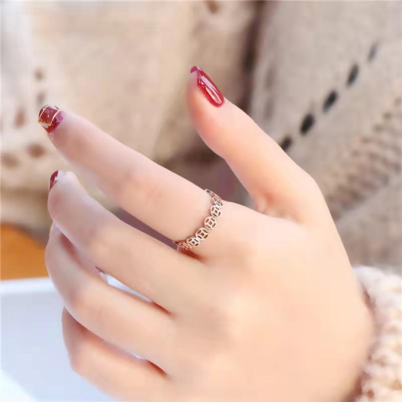 Set Cincin Gelang Pembawa Keberuntungan Model Terbaru Bahan Titanium Steel Anti Karat & Anti Pudar Beli 1 Gratis 1 Aksesori Harian Desain Simple Cocok Pakai Sehari-hari