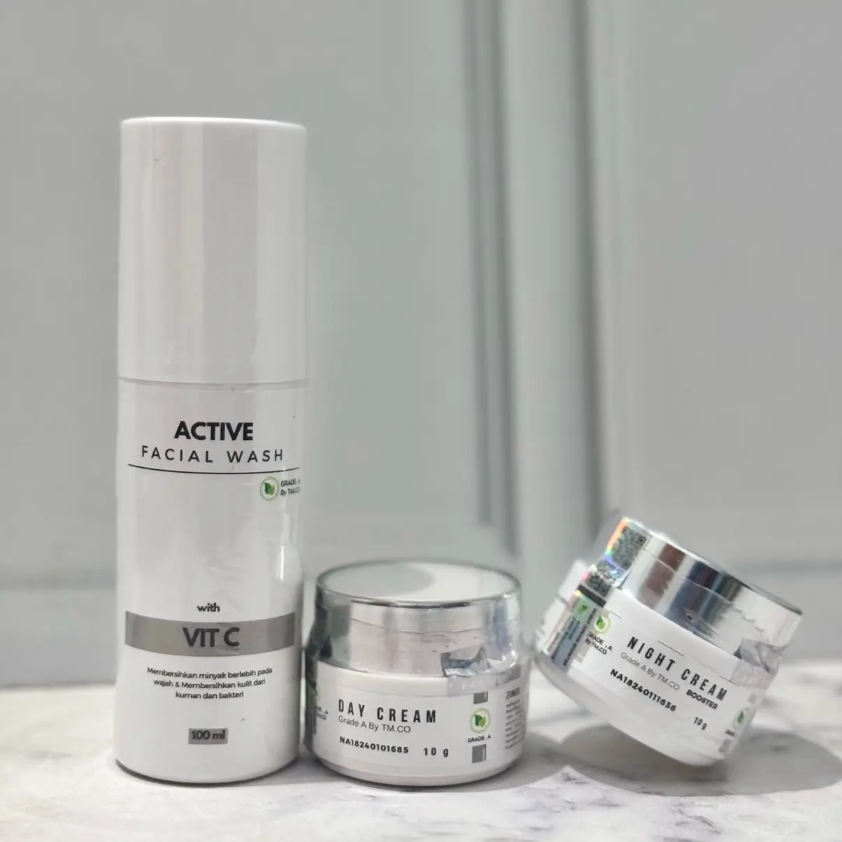 Paket Wajah Booster Grade A by TMCO - Sabun, Cream Pagi, Cream Malam Booster - Perawatan Kulit Hitam