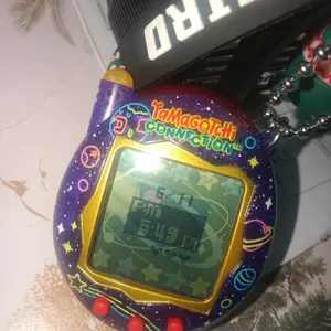 Bandai Tamagotchi Original Virtual Reality Pet Collection Mainan Anak Koleksi Virtual Pet Terbaik