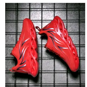 sepatu olahraga lari sablon pres trendi