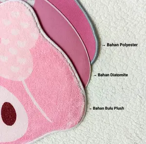 Joyful Trinkets Keset Kaki Bunny Pink Lucu Bahan Lembut Anti Slip Desain Karakter Imut untuk Dekorasi Ruang Tamu