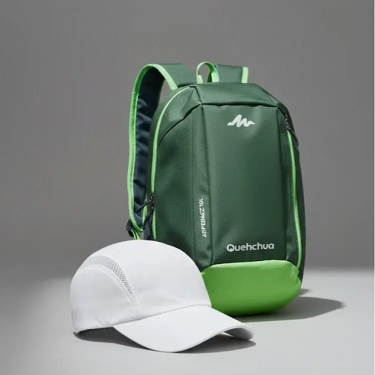 Tas Hijau, Topi Putih