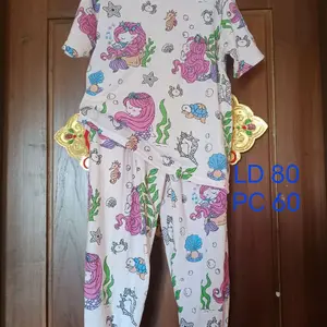 setelan anak cewek kisaran size 6tahun  LD 80 , panjang celana 60