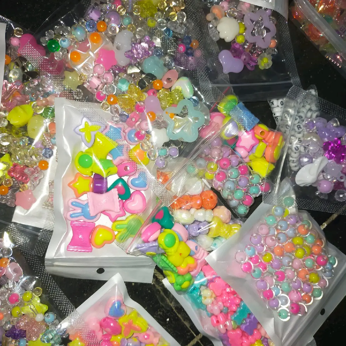 Manik manik/Mabnik klip murah