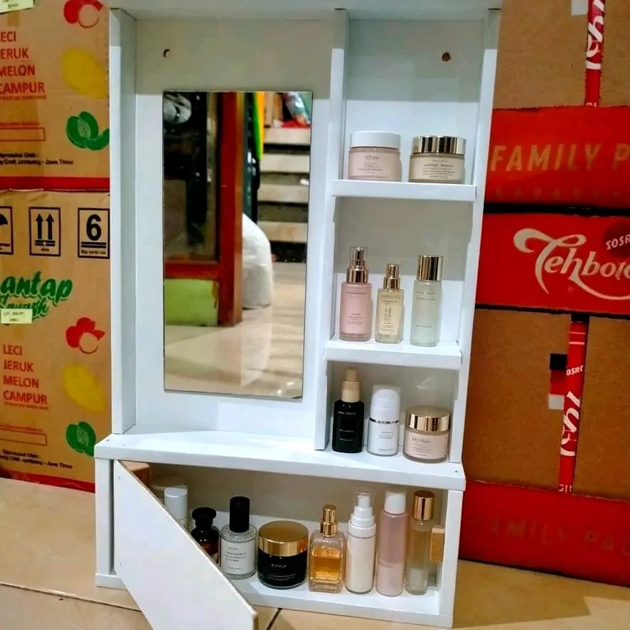 Rak Gantung Cermin Minimalis/Rias Make Up Gantung/Rak Kosmetik