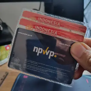 Tempat Card Pospall Sleeves Pelindung Kartu ATM & ID Indonesia Terbaik untuk Transaks Perlindungan Portabel dan Praktis