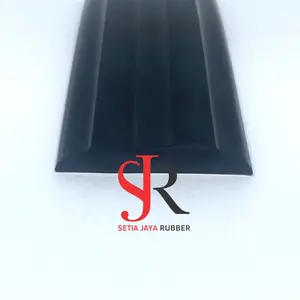 Karet List Body Pintu Samping Mobil 5 cm Universal Sintetis