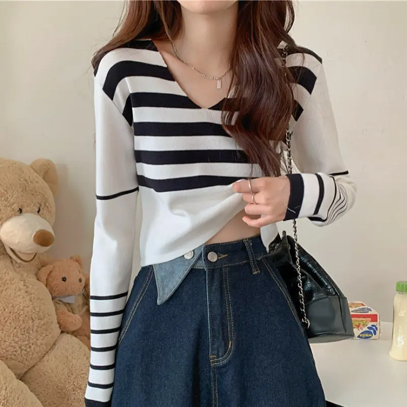 KOKO - Korean Style Long Sleeve Knit Top V-Neck Shirt cardigan korea Panjang Knitwear Wanita Crop Atasan Hitam Pendek Basic Baju Kardigan blouse rajut 2