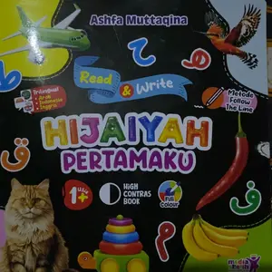HIJAIYAH PERTAMAKU "Read & Write" (Full Colour) 28 Halaman Soft Cover 19,5 x 19,5 cm by Media Sholih