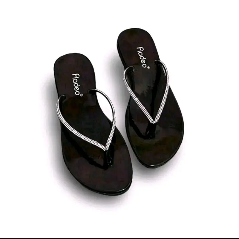 Sandal Jepit Fladeo Wanita Flat Motif Blink Kristal Sendal Teplek Flat Kekinian Hitam Cream Cewek Perempuan Indoors Elegant 1
