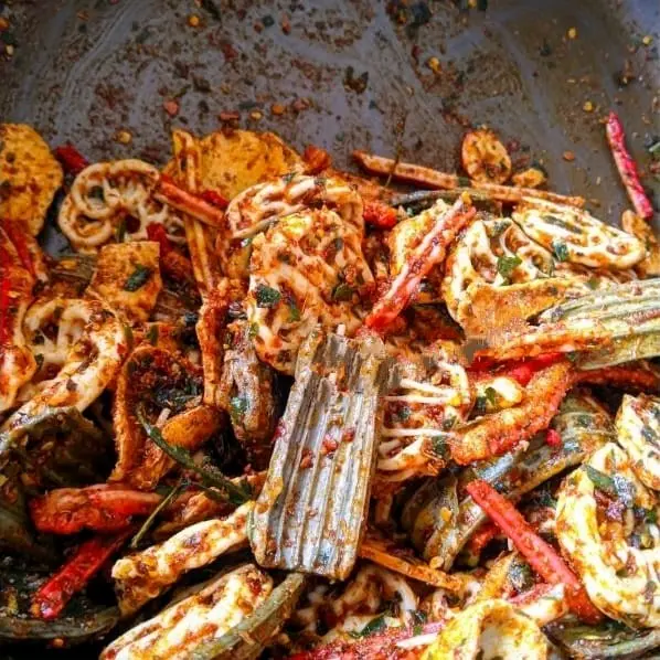 SEBLAK CAMPUR/MIX ANEKA KERUPUK SEBLAK JENGKOL/BETON/PEDO/BASRENG neto 500gram Pedas Snack 3