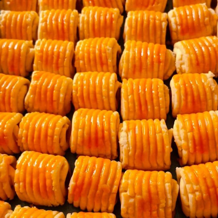Nastar Gulung Lumer Toples 250gr 1