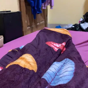 OBRAL - 4 PCS Selimut Bulu Halus ukuran 120 x 170 cm Halus dan lembut Kado