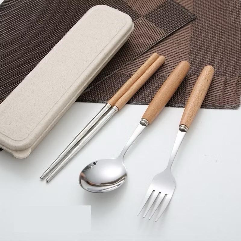 Combo 2 hộp Bộ 3 Đũa Muỗng Nĩa Inox 304 Lúa Mạch Cán Gỗ An Toàn Cho Bé Và Môi Trường
