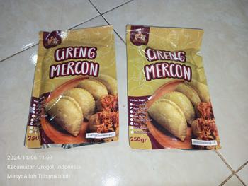 Product Review of 1 Pack Cireng Mercon Umafood Isi Ayam Suwir Pedas / Jando Pedas / Usus Pedas / Ati Pedas / Keju from m**4 1