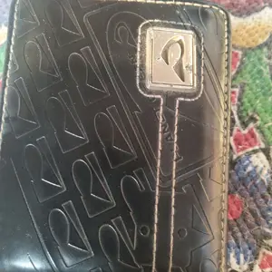 Aswlole Dompet Pria Kulit Kartu dengan Desain Spesial dari Aswlole