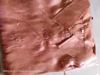 Product Review of Thalia kemeja shimmer atasan polos glitter lengan balon Jumbo size M - 2XL Cantik Formal Katun Motif Panjang Silk Wanita from ** s**i ** 0