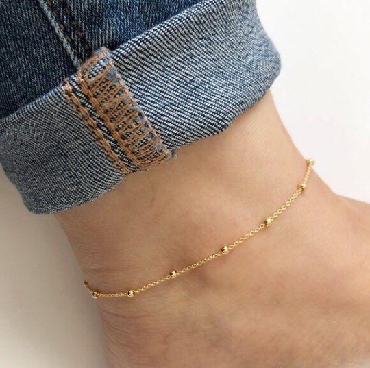 Gelang Kaki Motif Bola Kecil untuk Anak dan Orang Dewasa Titanium Anti Karat dengan Desain Elegan dan Nyaman