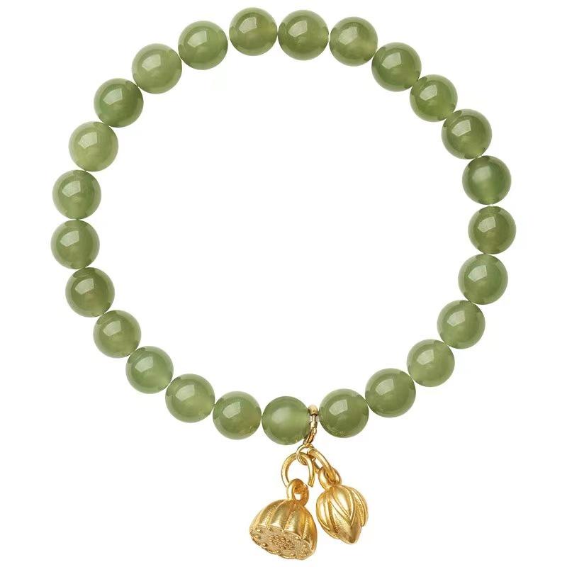 Product Introduction of Ladies Classic Green Bead Bracelet Brass Gilding Lotus Pendant Exquisite Girl Gift 18