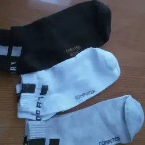 3 Pasang Kaos kaki Olahraga Tebal Pendek 3/4 Dibawah Betis New Sport