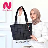 Gambar NISA GALLERI  Totebag Wanita Tas Laptop Tas Kuliah Tas Kerja - Gebby Putih dari NISA GALLERI_NEW Kab. Tasikmalaya 2 Tokopedia