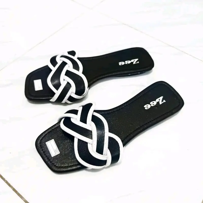 sendal wanita trendy koleksi terbaru Sandal adem White Sandals & Flip Flops 1