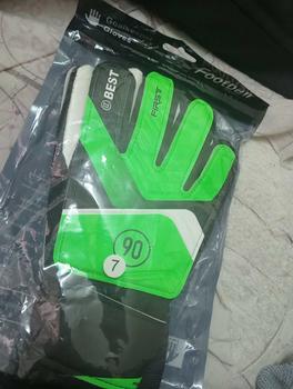 Product Review of Children Full Finger Goalkeeper Gloves Non-slip Damping Thickened Football Gloves Child Football Keeper Glove Outdoor Safety Family glove  goalkeeper from n**u 1