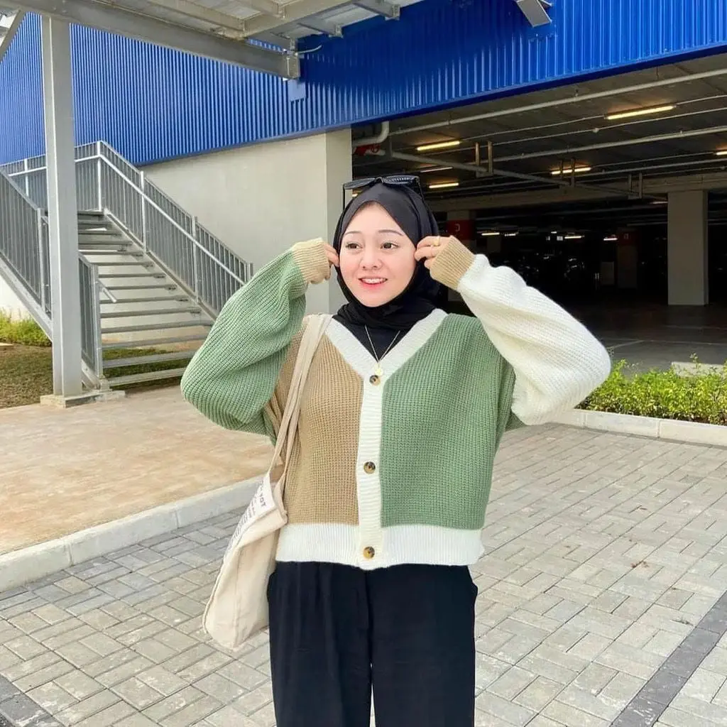 Belleza outlet Baju Atasan Wanita Rajut Korean Style Twist Combi Blouse Atasan Wanita