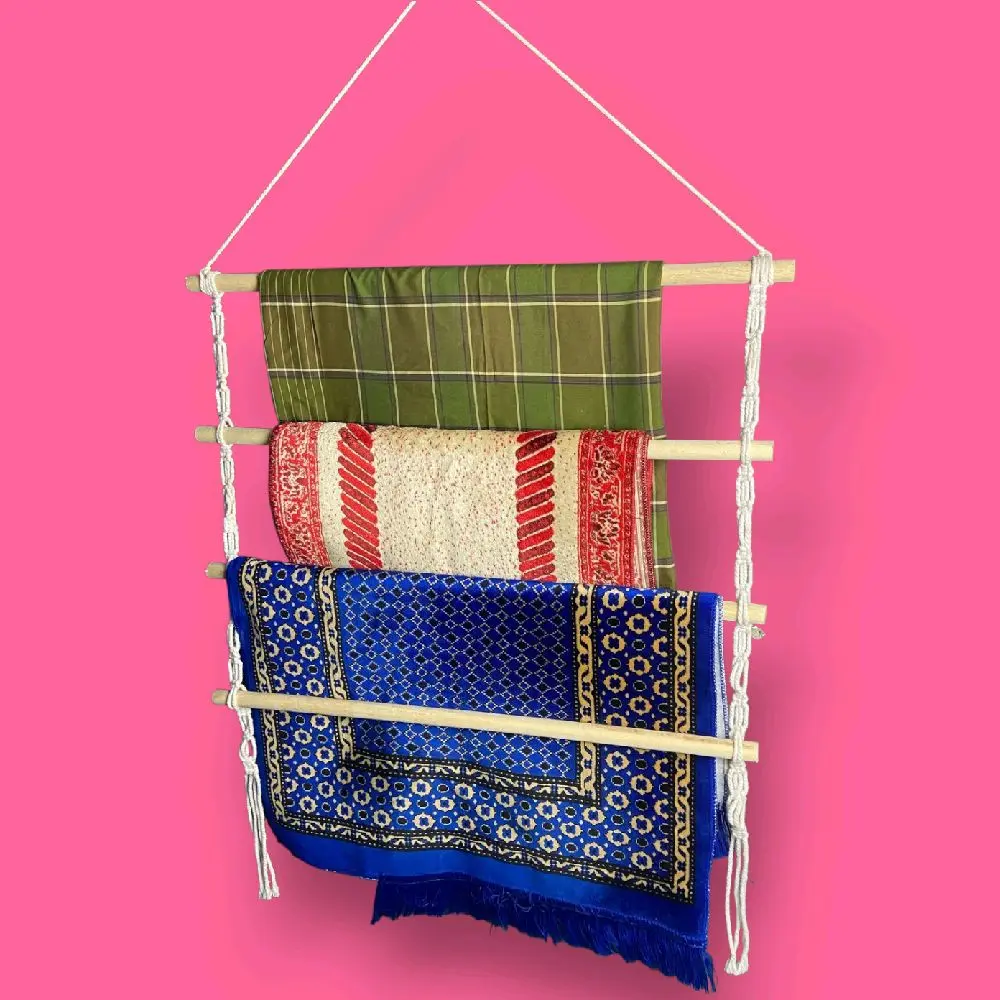 75cm macrame JUMBO gantungan jilbab kayu / gantungan sejadah / mukena / handuk/ baju / ladder hanger /panjang kayu 75cm , gantungan jajanan multipungsi