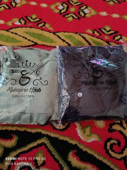Product Review of (71k Get 3) Kerudung Instan Bergo Maryam Tali Non Pad Crinkle Airflow Size L - Muhajirin Hijab muslim syari Nyaman Panjang from E**s K**a 2